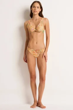 Casa Multi Fit Twist Crop