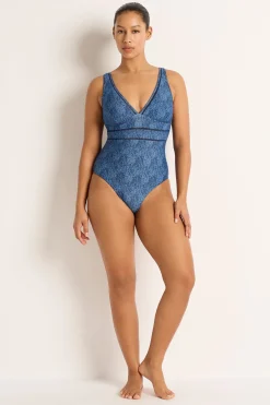 Denny Multi Fit V One Piece