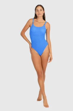 Ibiza D-E U.W One Piece