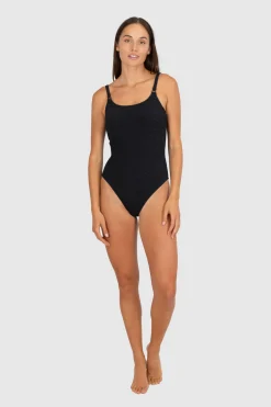 Ibiza D-E U.W One Piece