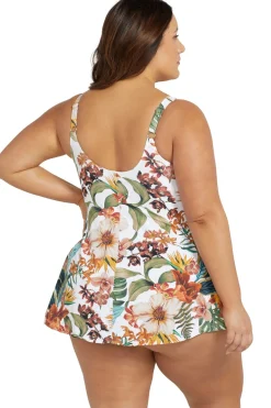 Into the Saltu Delacroix Swimdress