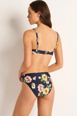 Juliette Multi Fit Twist Crop